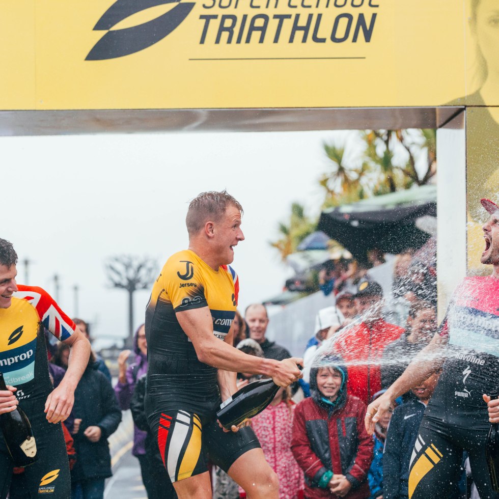 Super League Jersey Day 2 Men's Winner